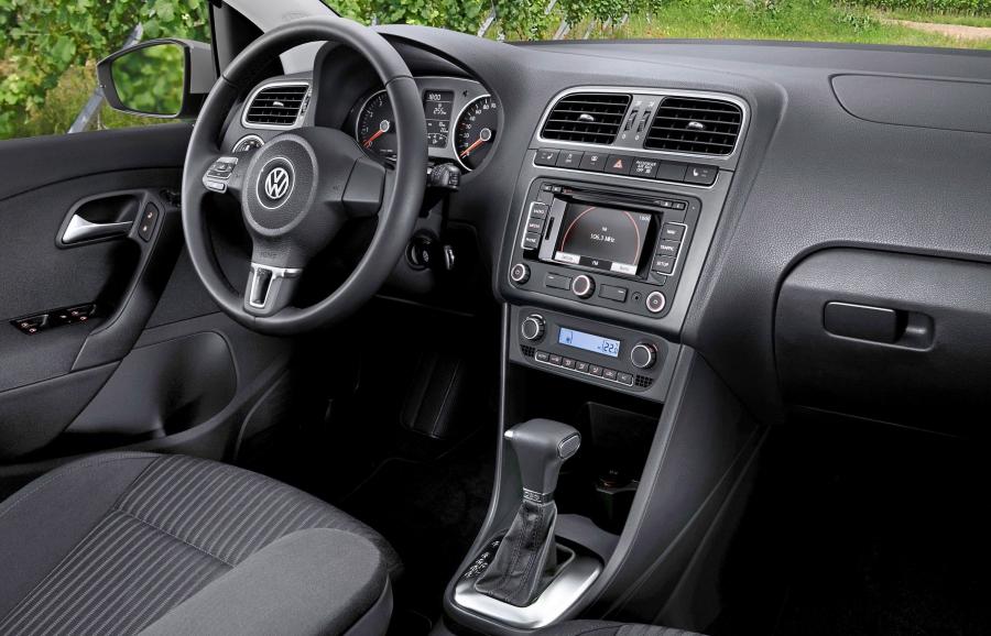  Volkswagen Polo 3-Door 2011 года  (фото 2 из 5)